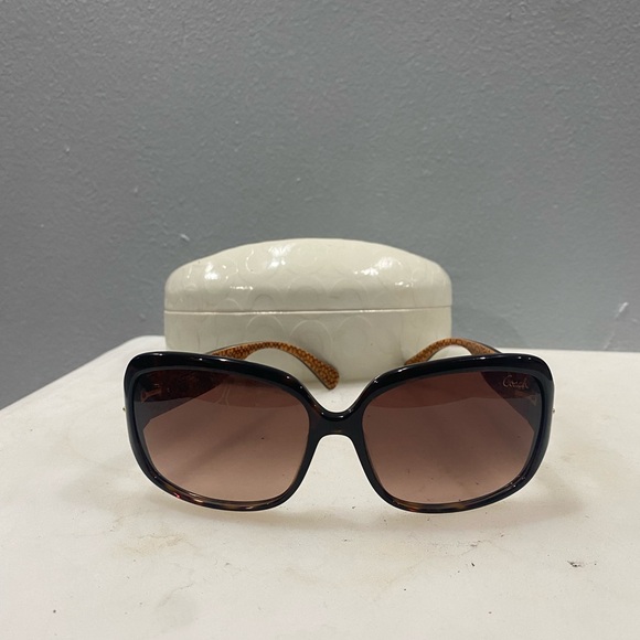 Coach sunglasses - Picture 7 of 10